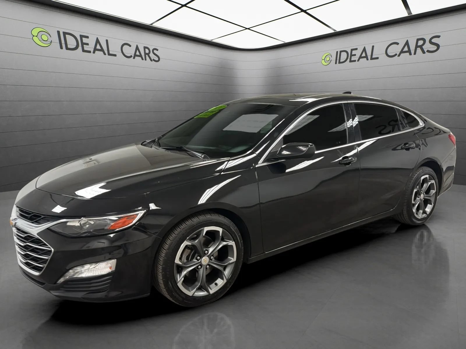 Used 2024 Chevrolet Malibu LT FWD image 1