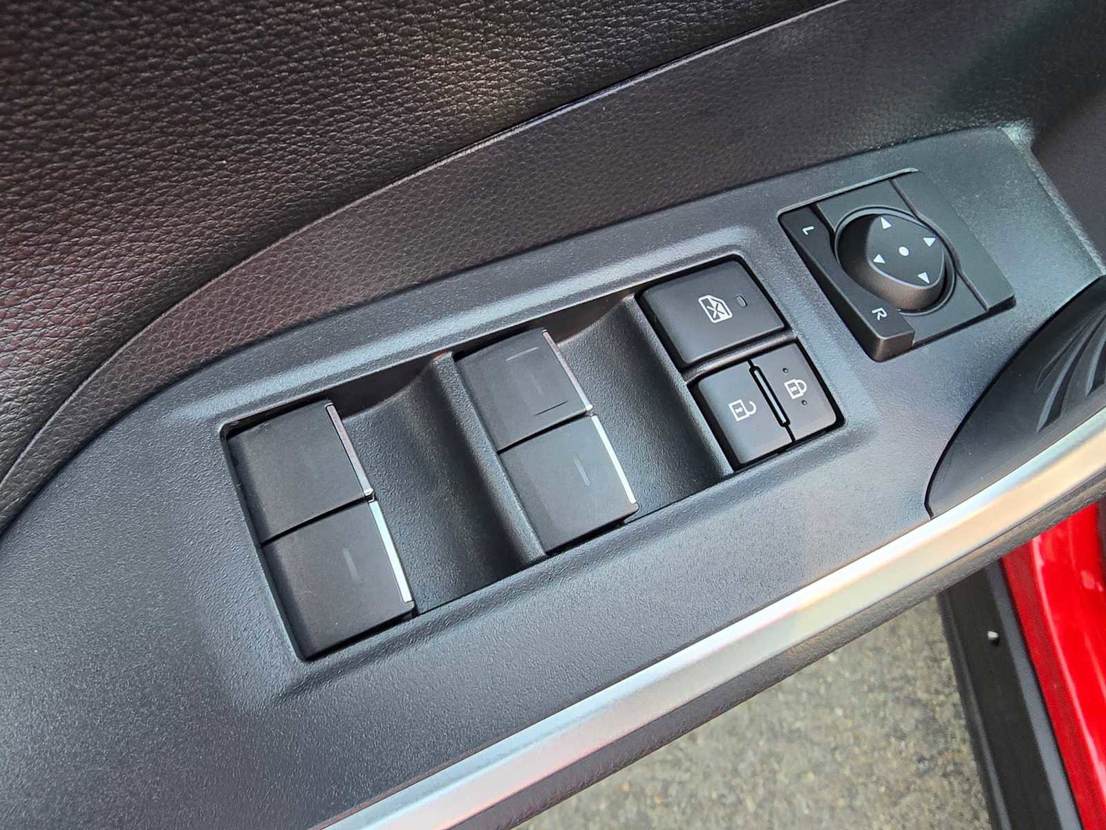 Certified 2025 Toyota RAV4 XSE image 24