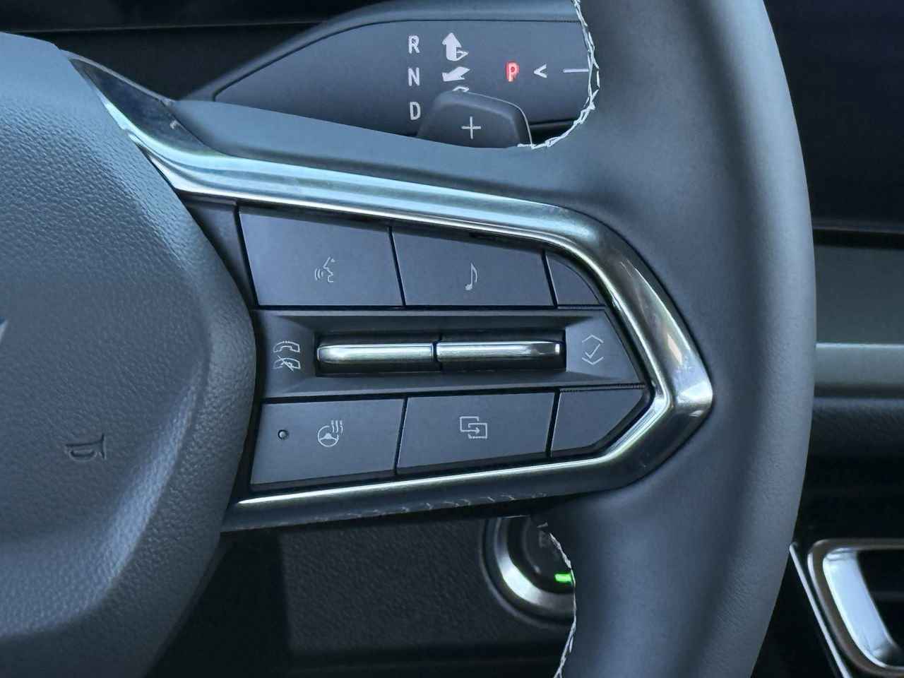 New 2026 Chevrolet Traverse LT w/ Sun and Wheel Package image 13