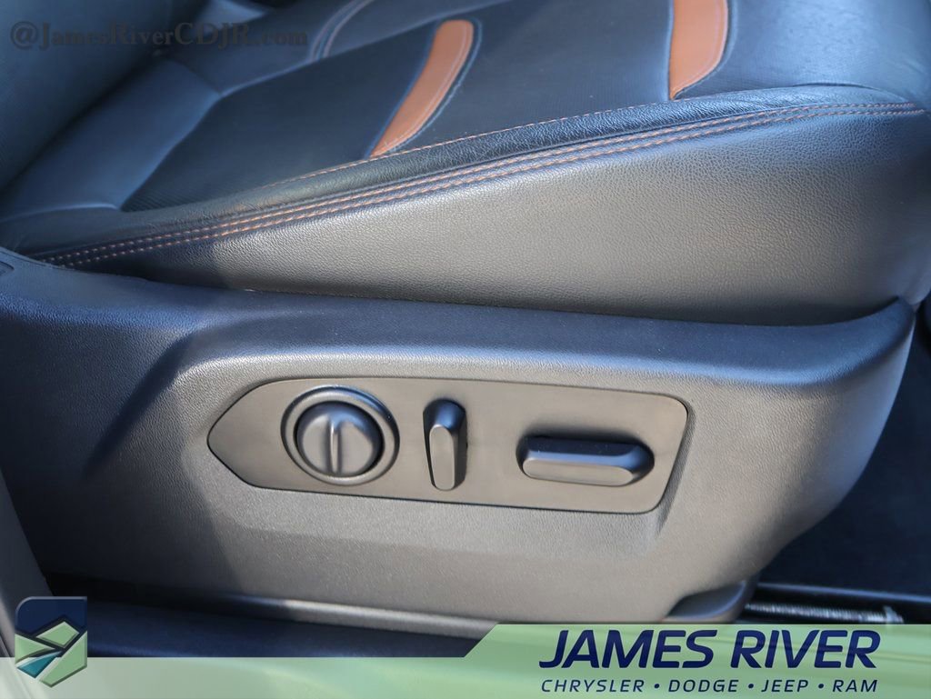 Used 2020 GMC Sierra 1500 AT4 w/ AT4 Premium Package image 10