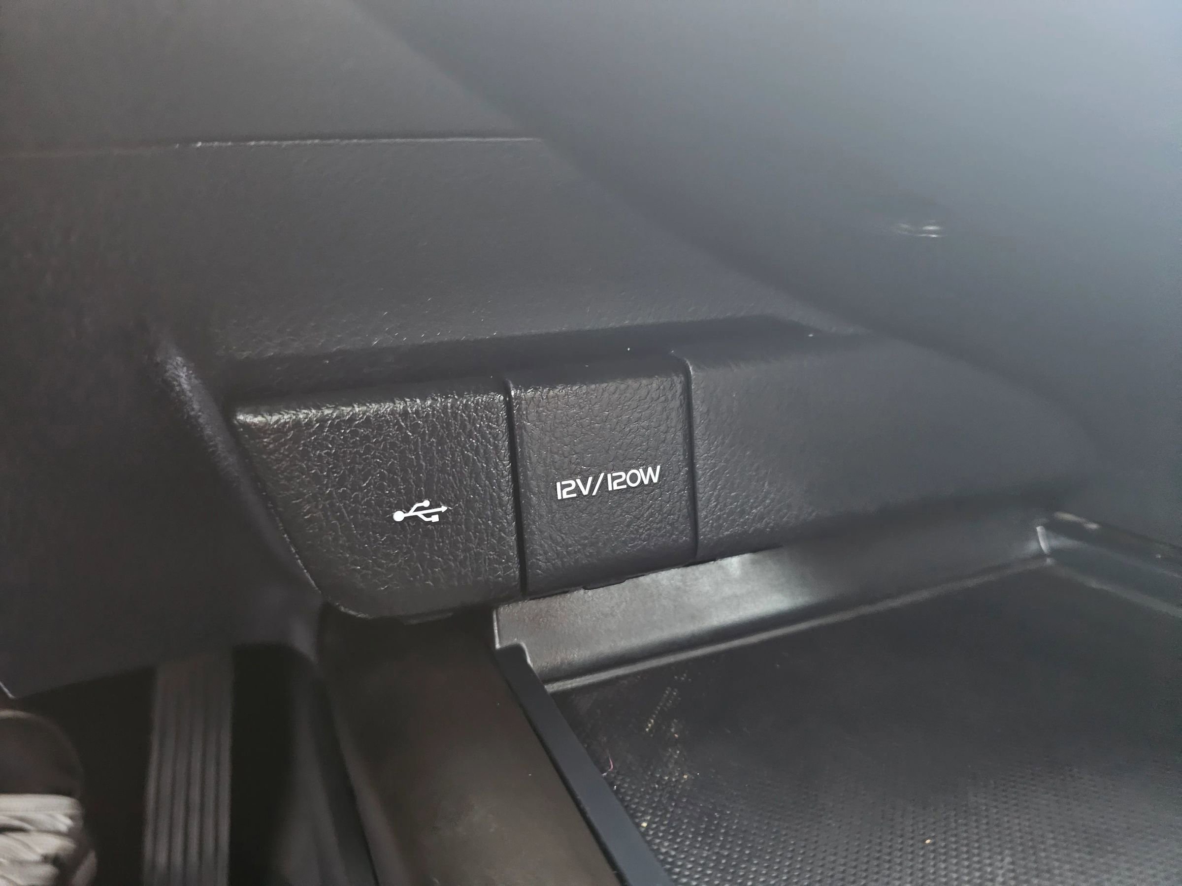 Used 2023 Toyota Camry LE FWD image 27