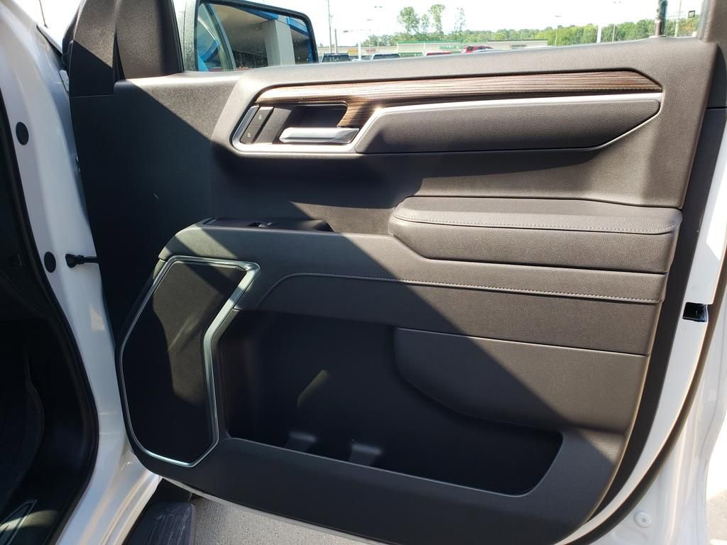 New 2025 Chevrolet Silverado 1500 LT w/ All Star Edition Plus image 18