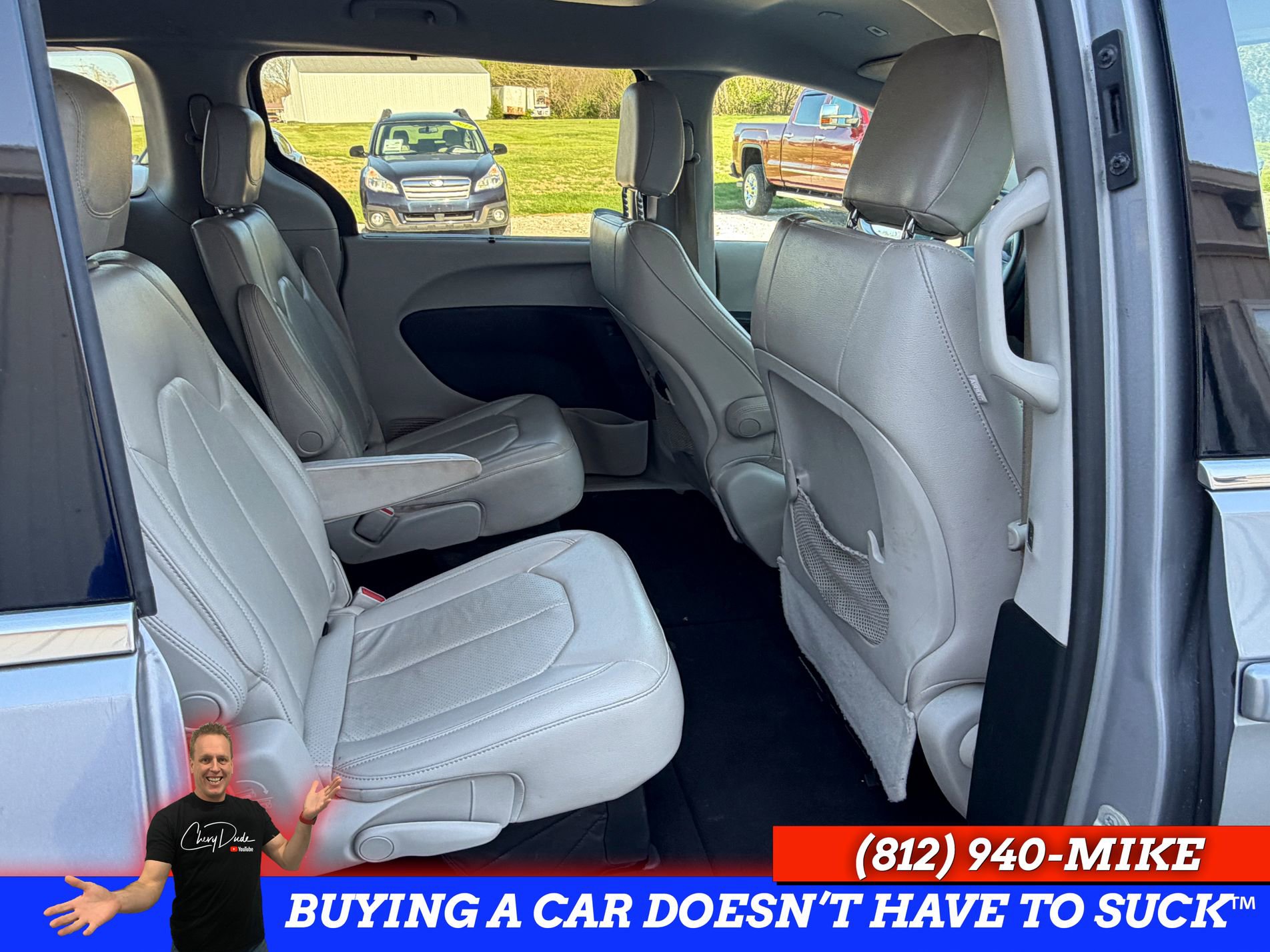 Used 2018 Chrysler Pacifica Touring-L w/ Tire & Wheel Group image 32