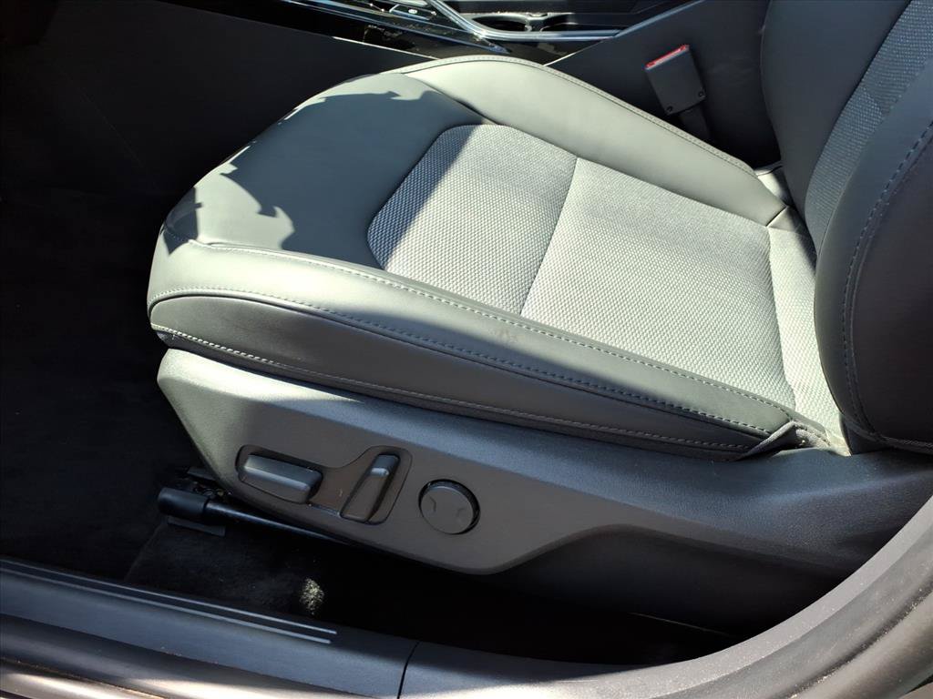 Used 2025 Kia Niro EX Touring FWD image 15