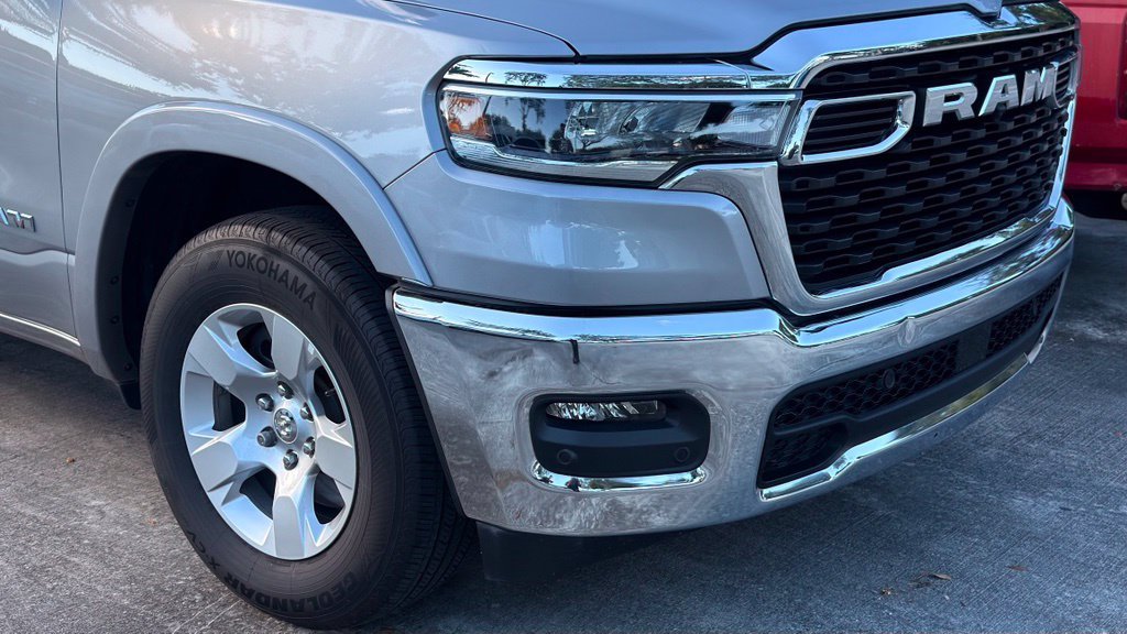 Used 2025 RAM 1500 Big Horn RWD image 4