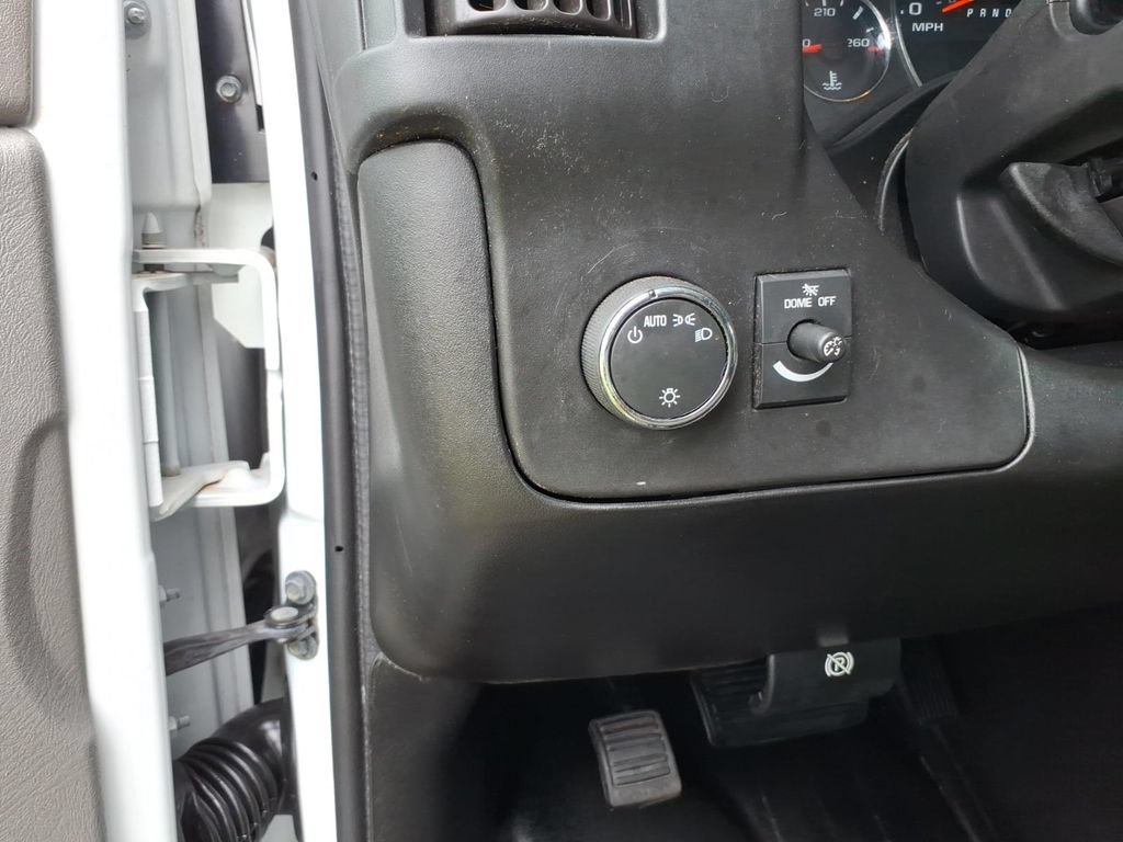 Used 2021 GMC Savana 2500 Extended w/ Driver Convenience Package RWD image 18