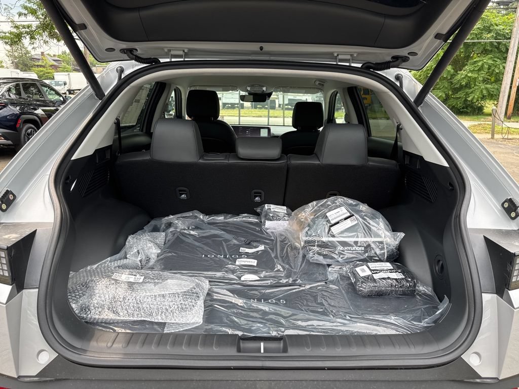 New 2025 Hyundai Ioniq 5 SEL AWD/4WD image 15