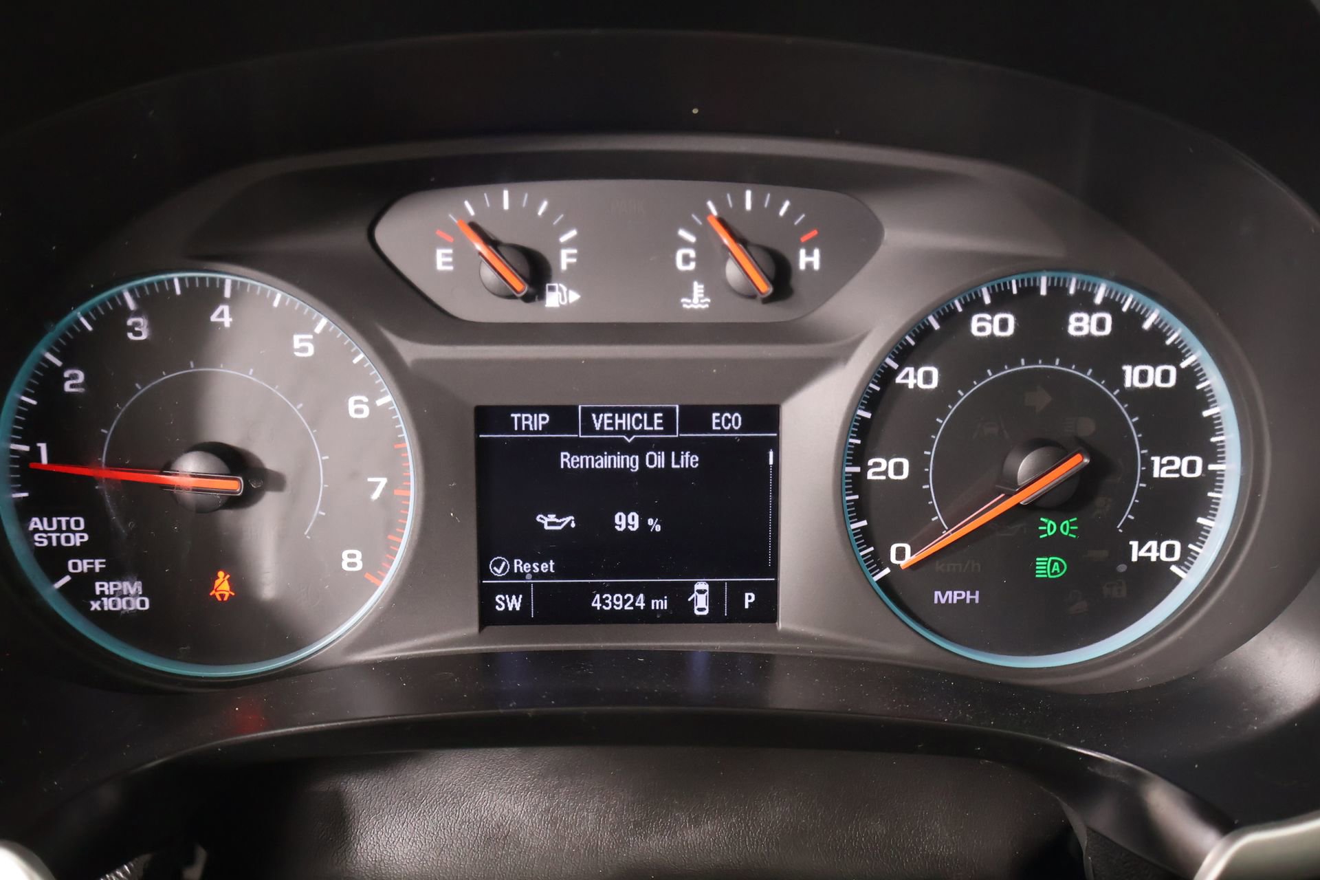 Used 2024 Chevrolet Malibu LT FWD image 4