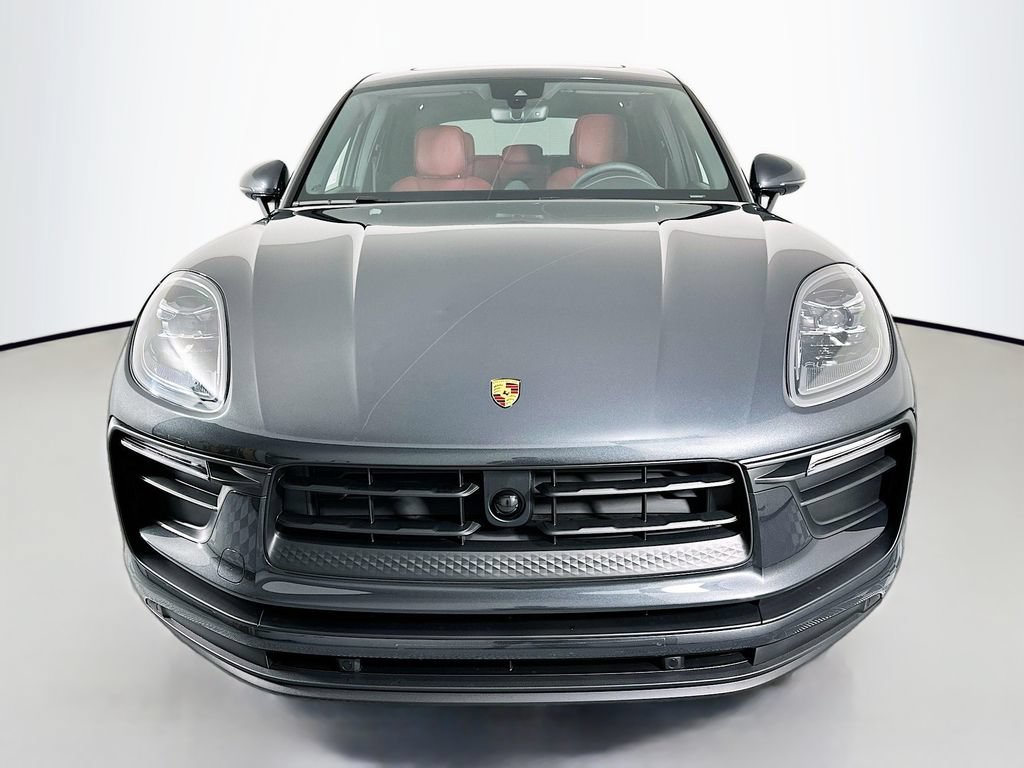 New 2026 Porsche Macan AWD/4WD image 6