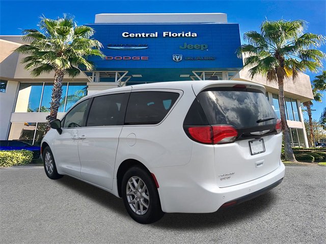 New 2026 Chrysler Voyager LX image 7