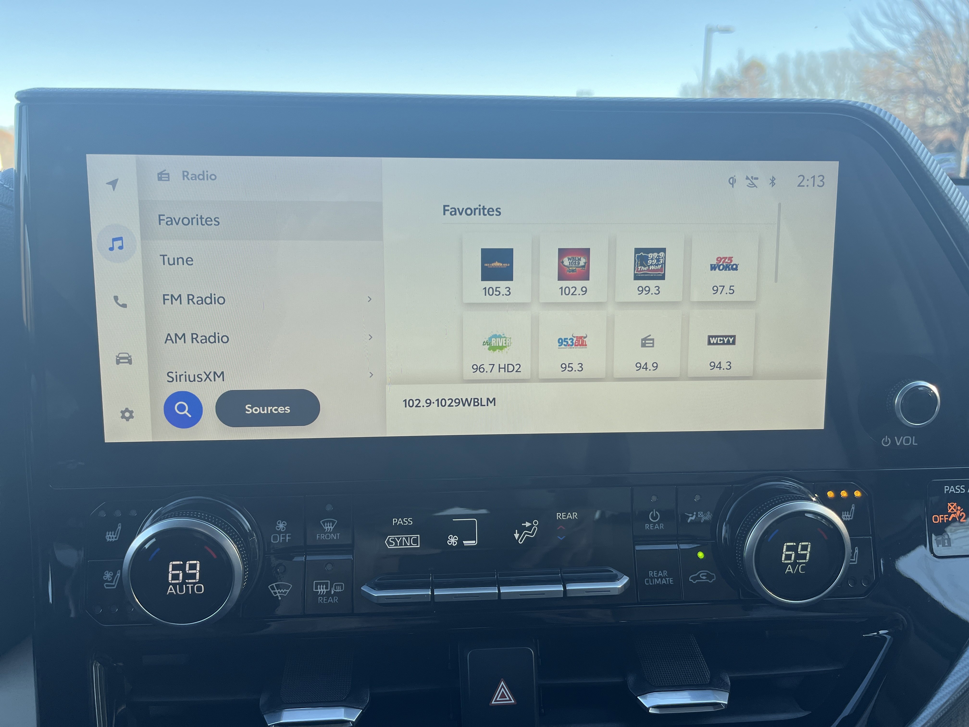 Used 2024 Toyota Highlander Platinum image 26