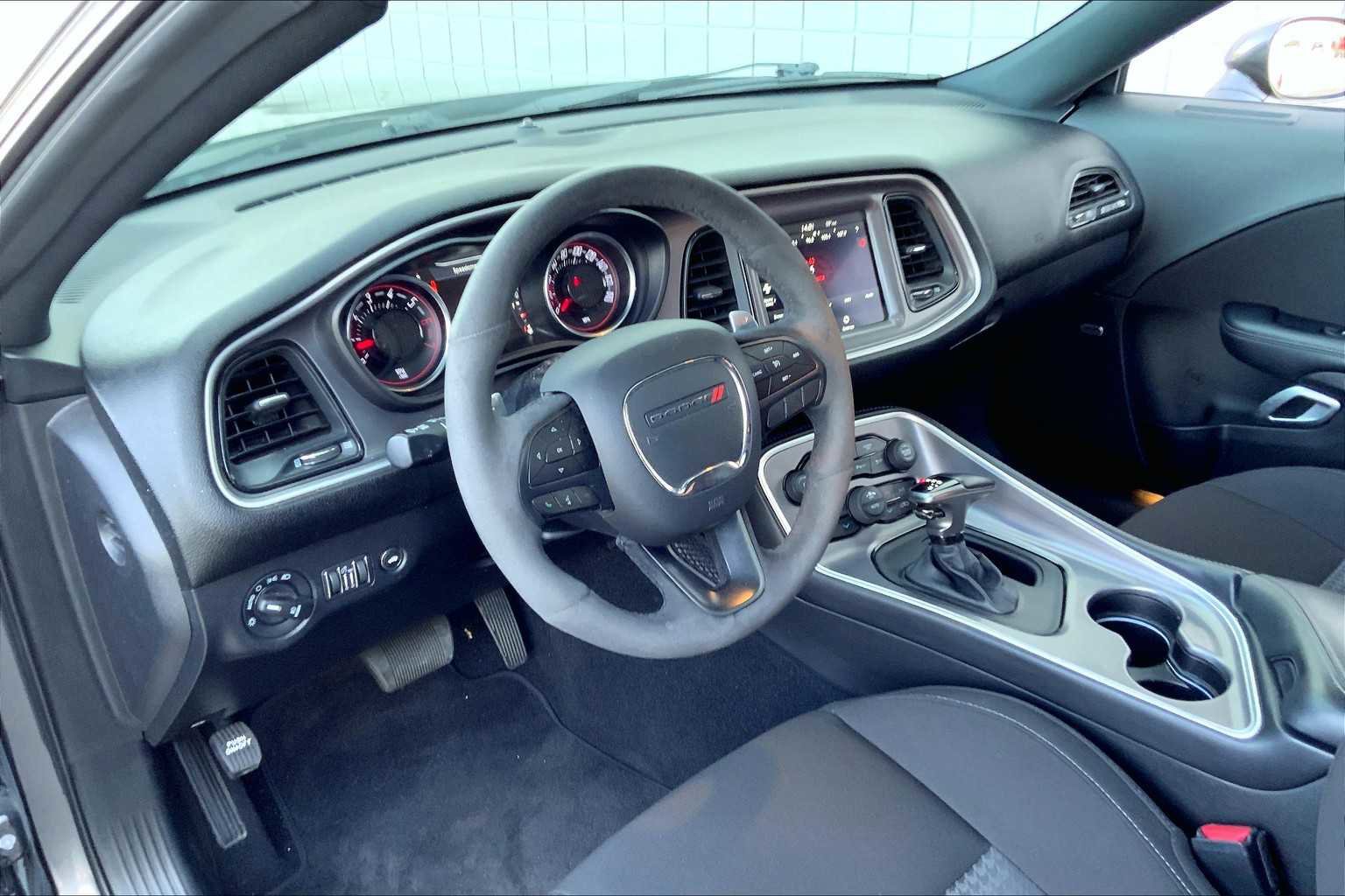 Used 2022 Dodge Challenger R/T Scat Pack RWD image 18