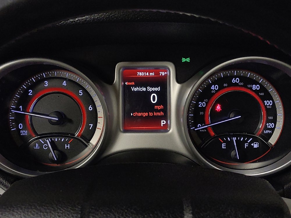 Used 2018 Dodge Journey SXT w/ Connectivity Group FWD image 23