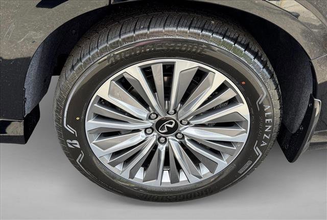 Used 2026 INFINITI QX80 Luxe w/ Cargo Package AWD/4WD image 9