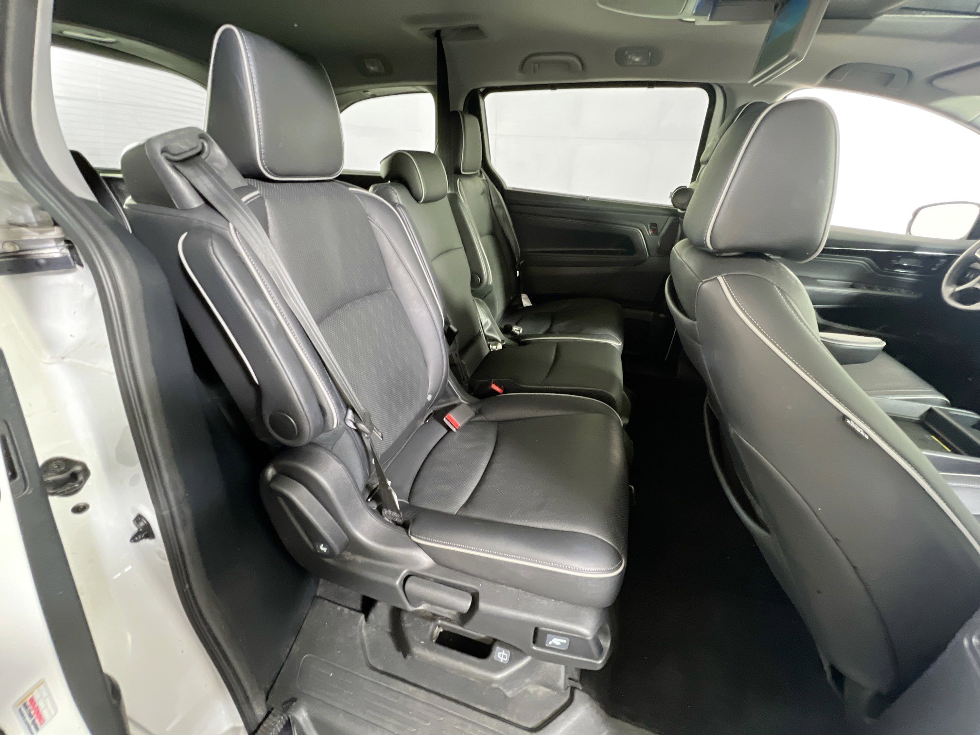 Used 2023 Honda Odyssey Elite image 30