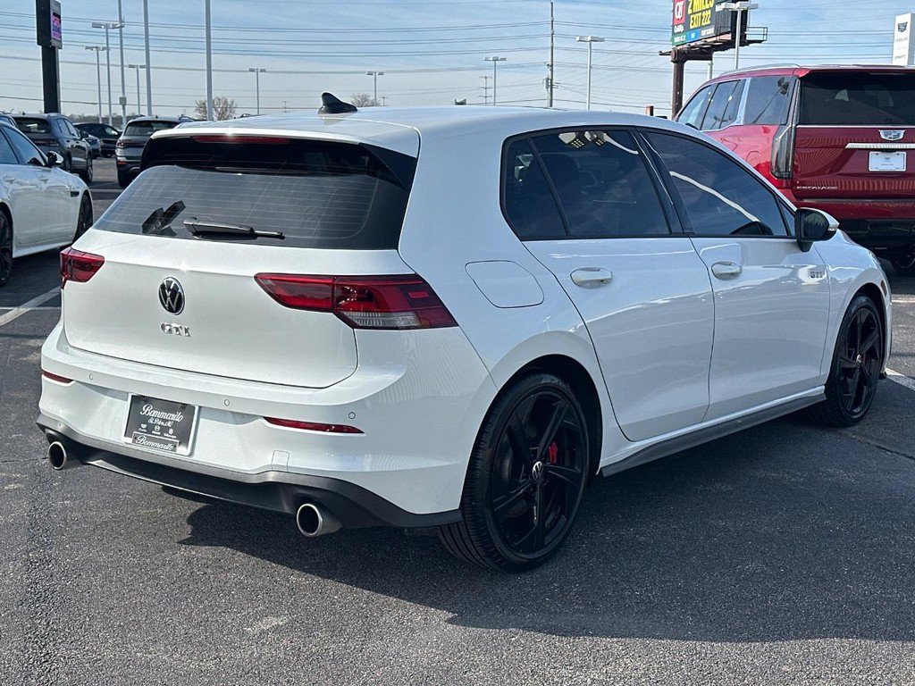 Used 2025 Volkswagen GTI SE FWD image 5