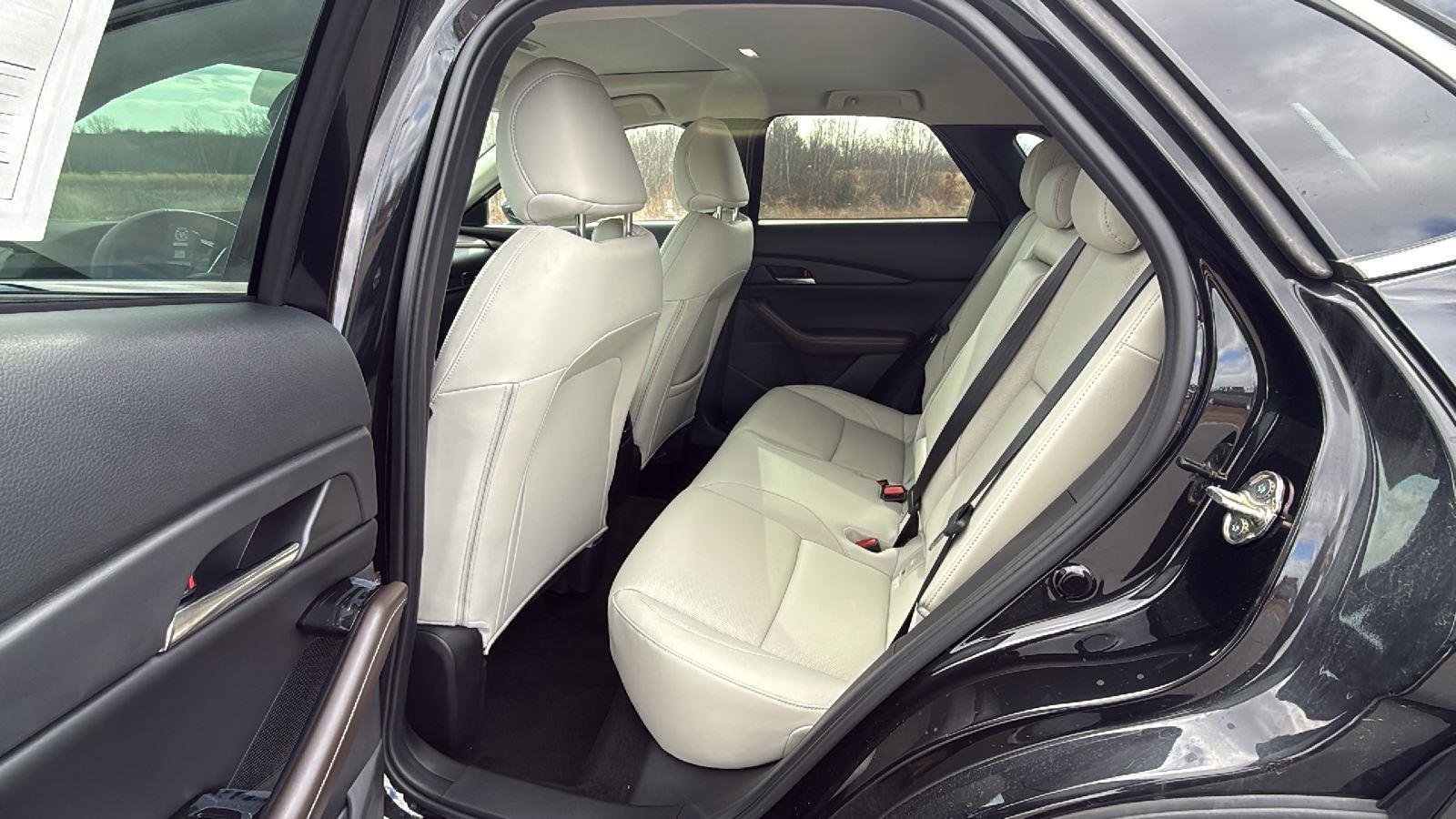 Certified 2025 MAZDA CX-30 2.5 Turbo w/ Premium Plus Pkg image 22