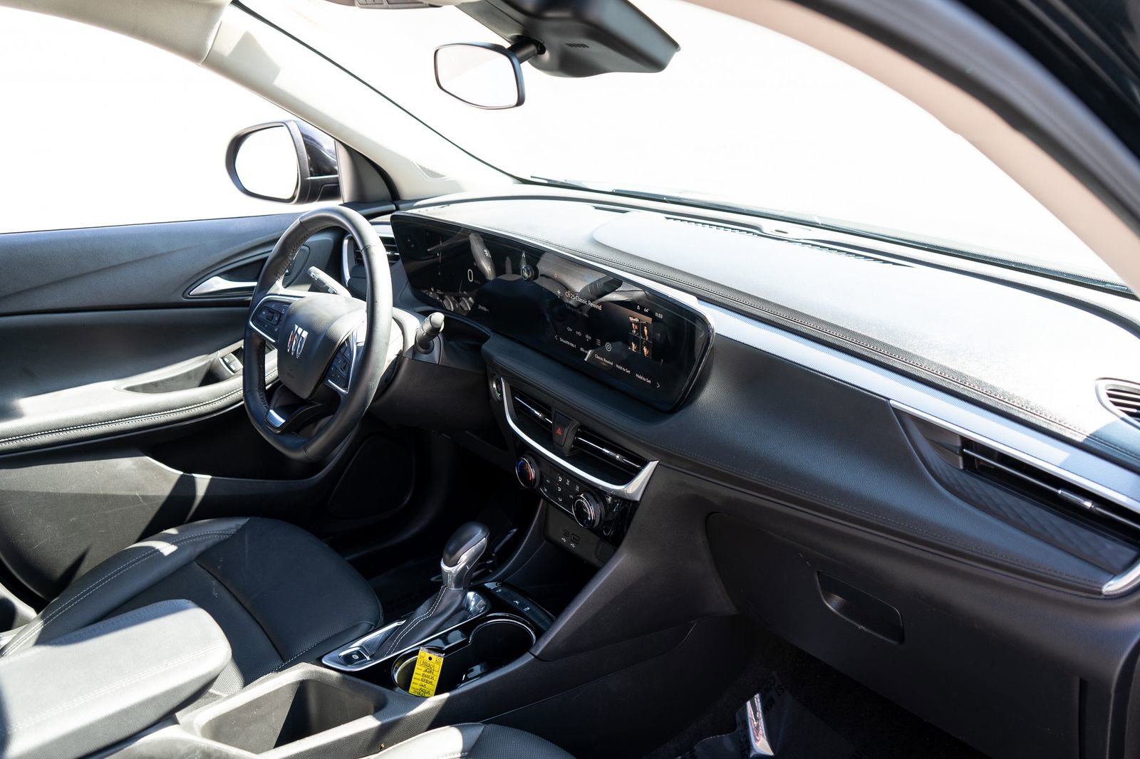 Used 2024 Buick Encore GX Sport Touring w/ Comfort Package FWD image 21