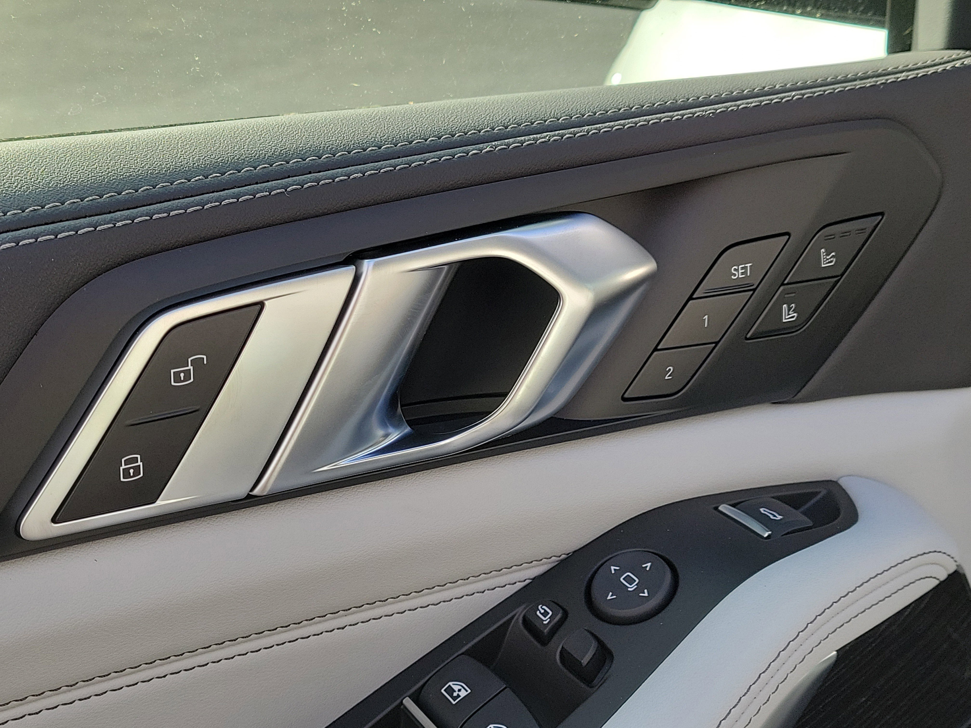 New 2026 BMW X5 xDrive40i w/ M Sport Package image 15