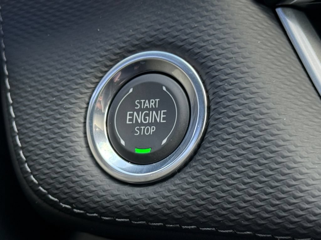 New 2027 Chevrolet Equinox LT w/ Convenience Package II FWD image 28