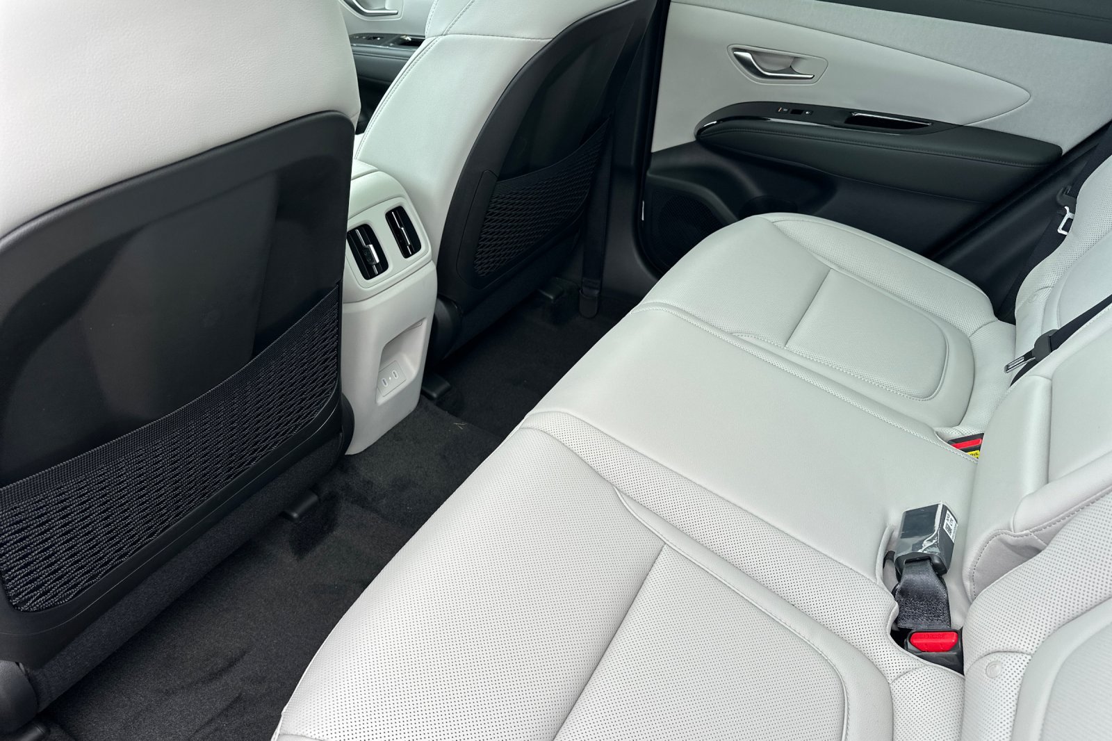 New 2026 Hyundai Tucson Limited AWD/4WD image 12
