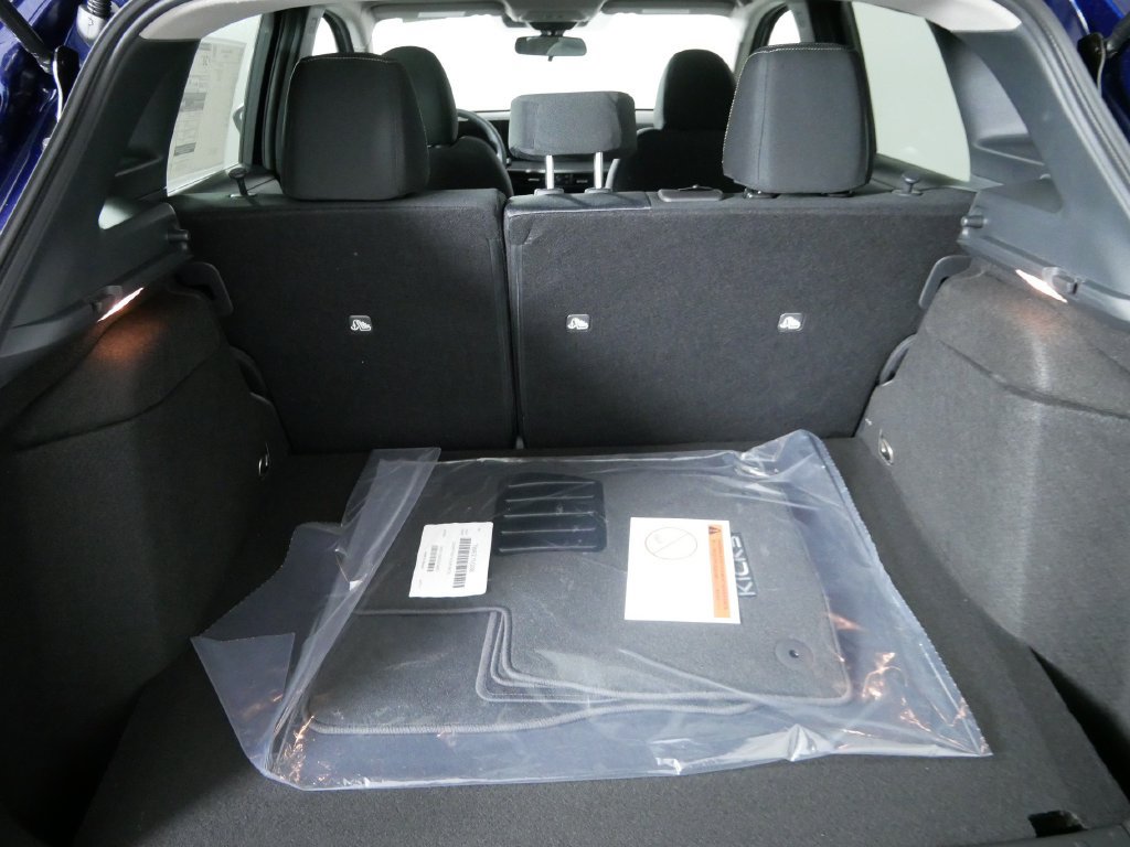 New 2027 Nissan Kicks SV AWD/4WD image 15