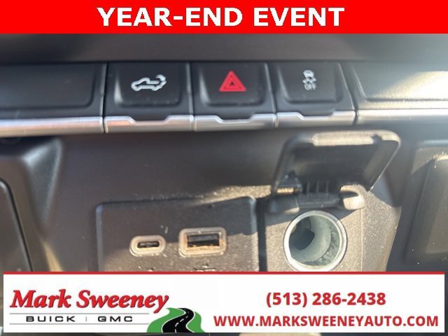 Used 2023 GMC Sierra 2500 Pro w/ Convenience Package image 16