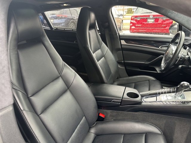 Used 2015 Porsche Panamera 4S Executive image 14