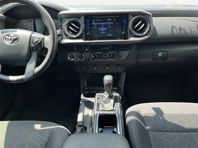 Used 2017 Toyota Tacoma TRD Off-Road w/ Tow Package (A/T) image 12