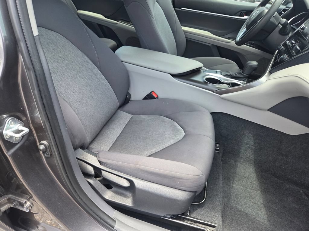 Used 2024 Toyota Camry LE w/ Convenience Package FWD image 27