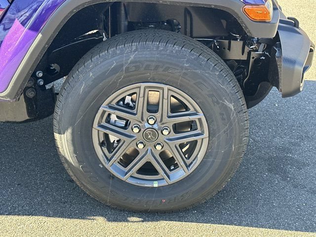 New 2026 Jeep Gladiator Sport AWD/4WD image 14