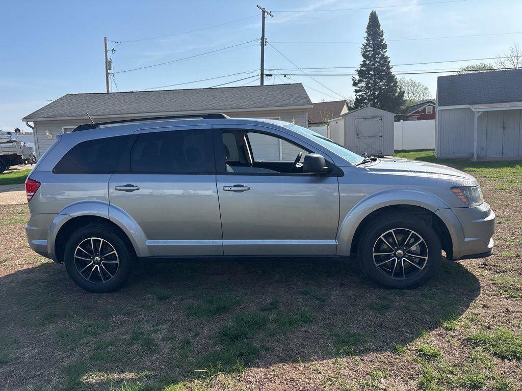 Used 2018 Dodge Journey SE w/ Popular Equipment Group FWD image 5