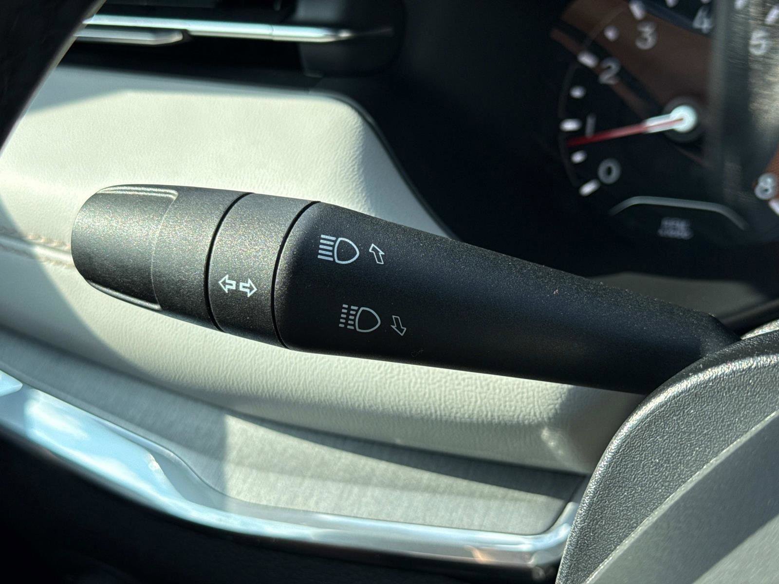 Used 2024 Jeep Compass Limited image 9