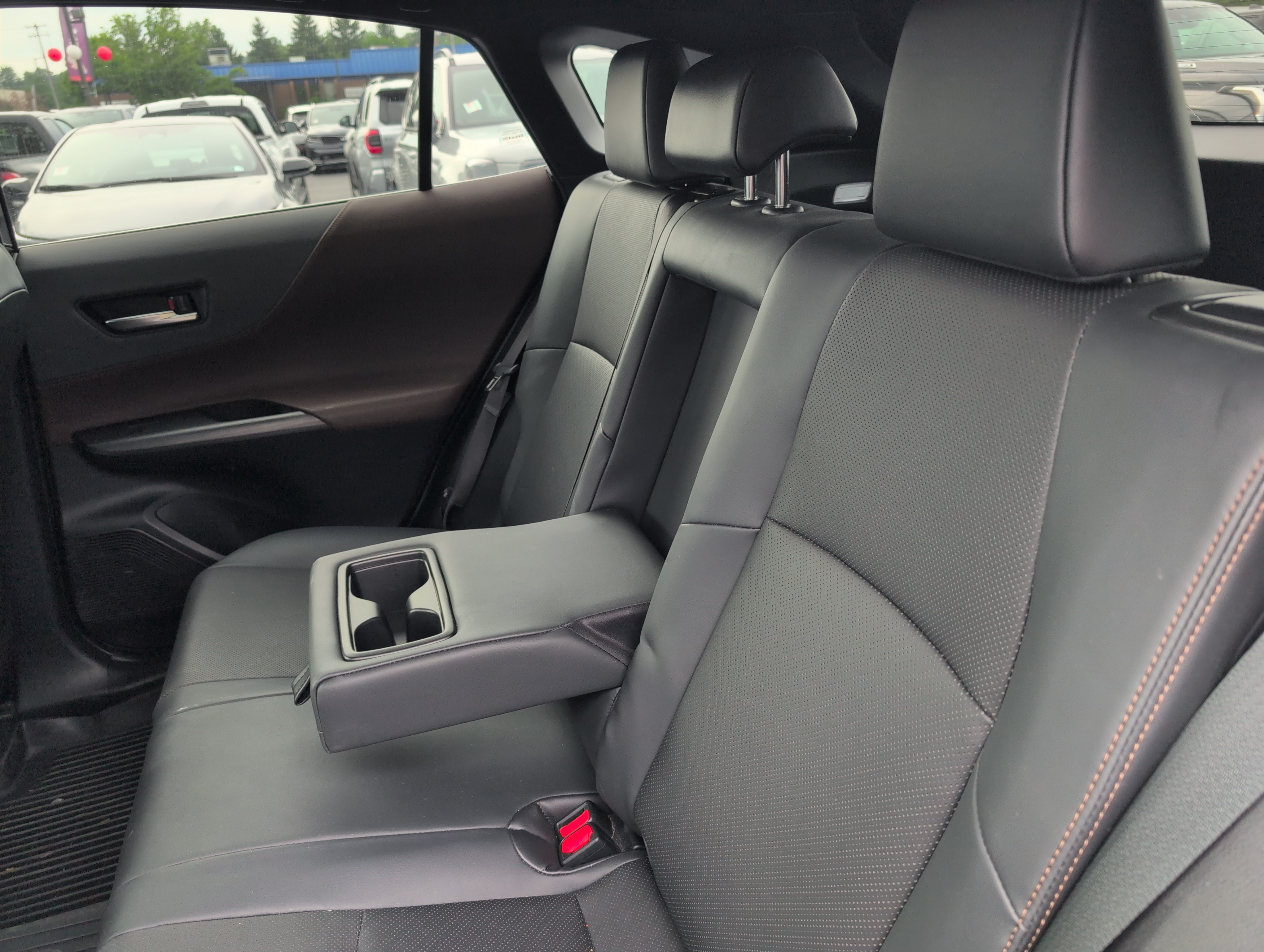 Used 2021 Toyota Venza XLE w/ Softex Package AWD/4WD image 14