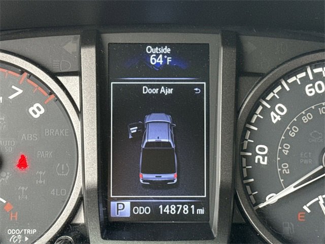 Used 2016 Toyota Tacoma TRD Off-Road image 15