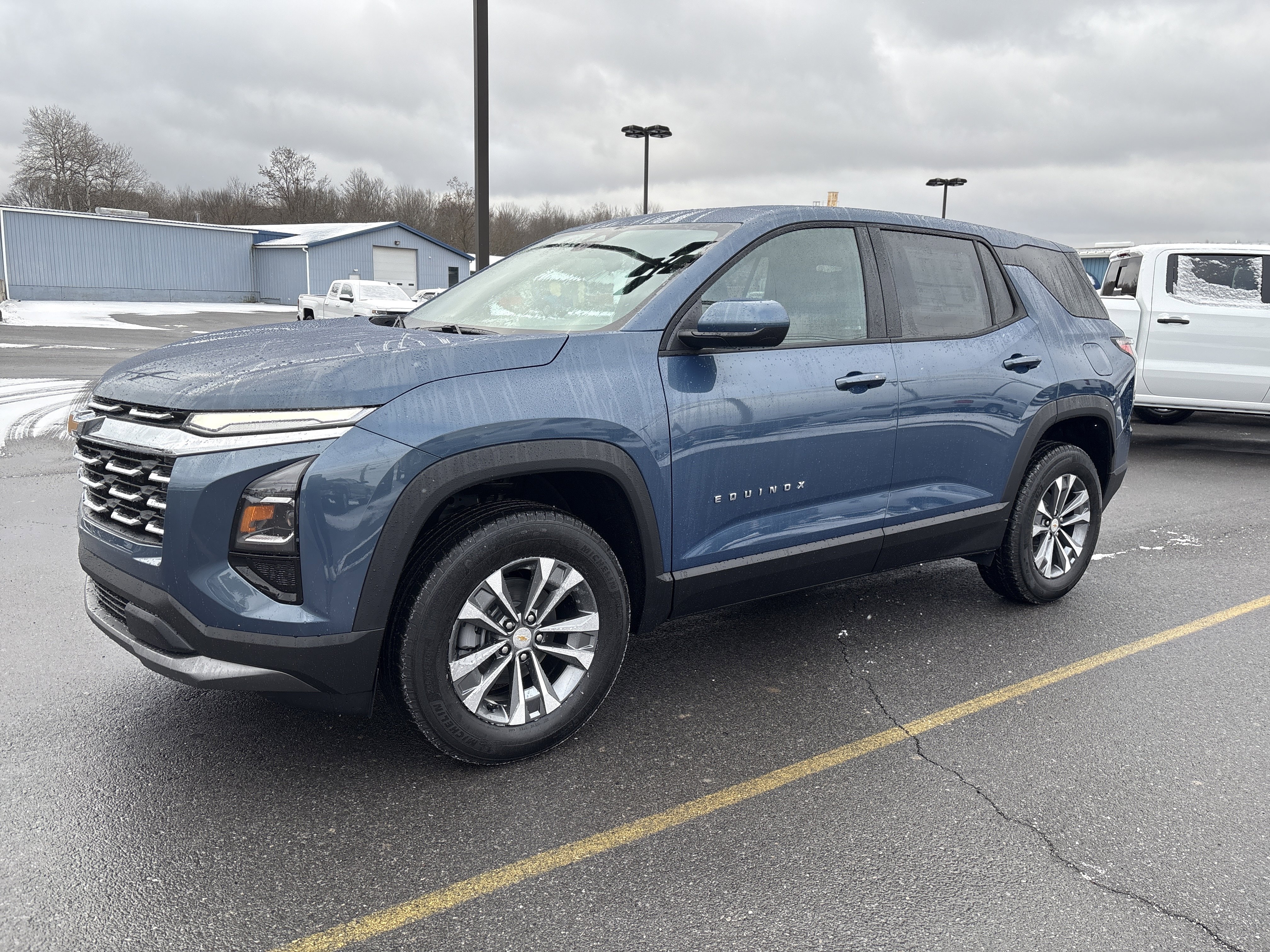 New 2026 Chevrolet Equinox LT image 8