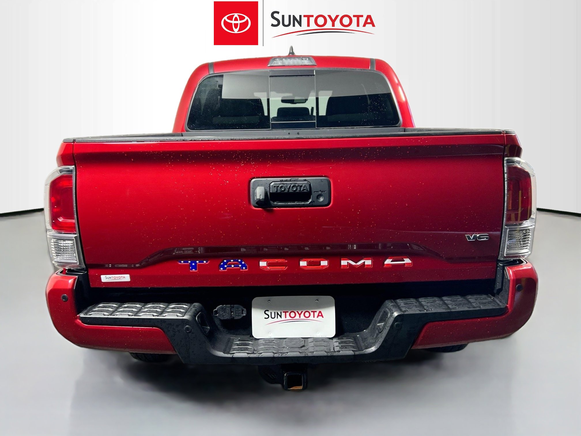 Used 2022 Toyota Tacoma TRD Sport w/ Technology Package image 5