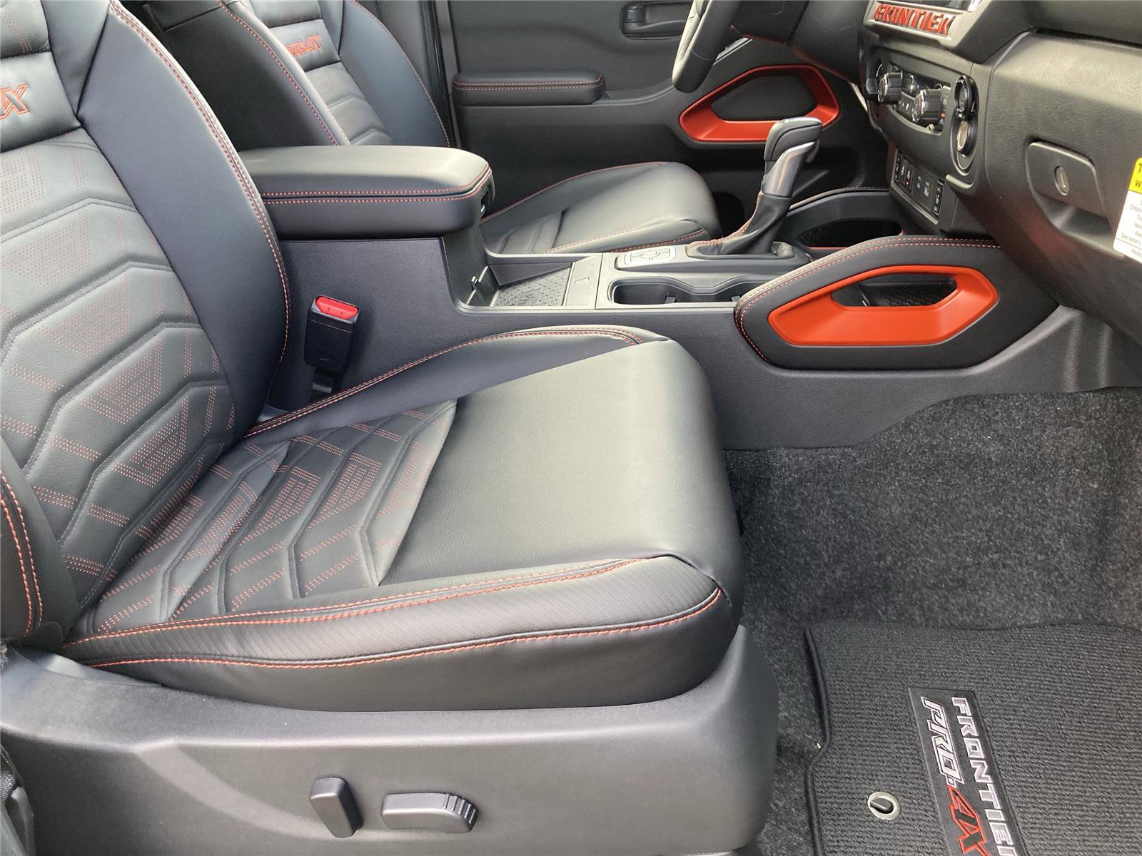 New 2026 Nissan Frontier PRO-4X w/ Pro Premium Package image 34