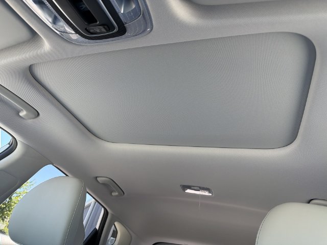 New 2027 Hyundai Kona Limited FWD image 14