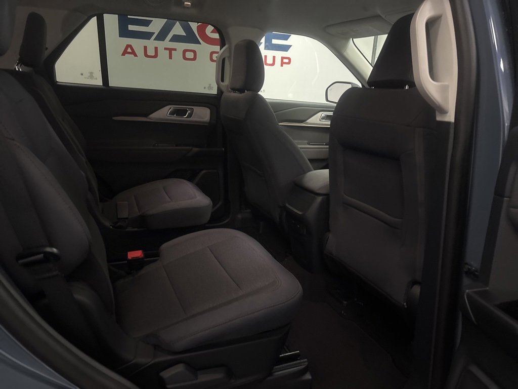 New 2025 Ford Explorer Active image 31