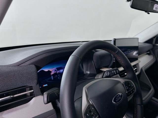 New 2026 Ford Explorer Active image 9