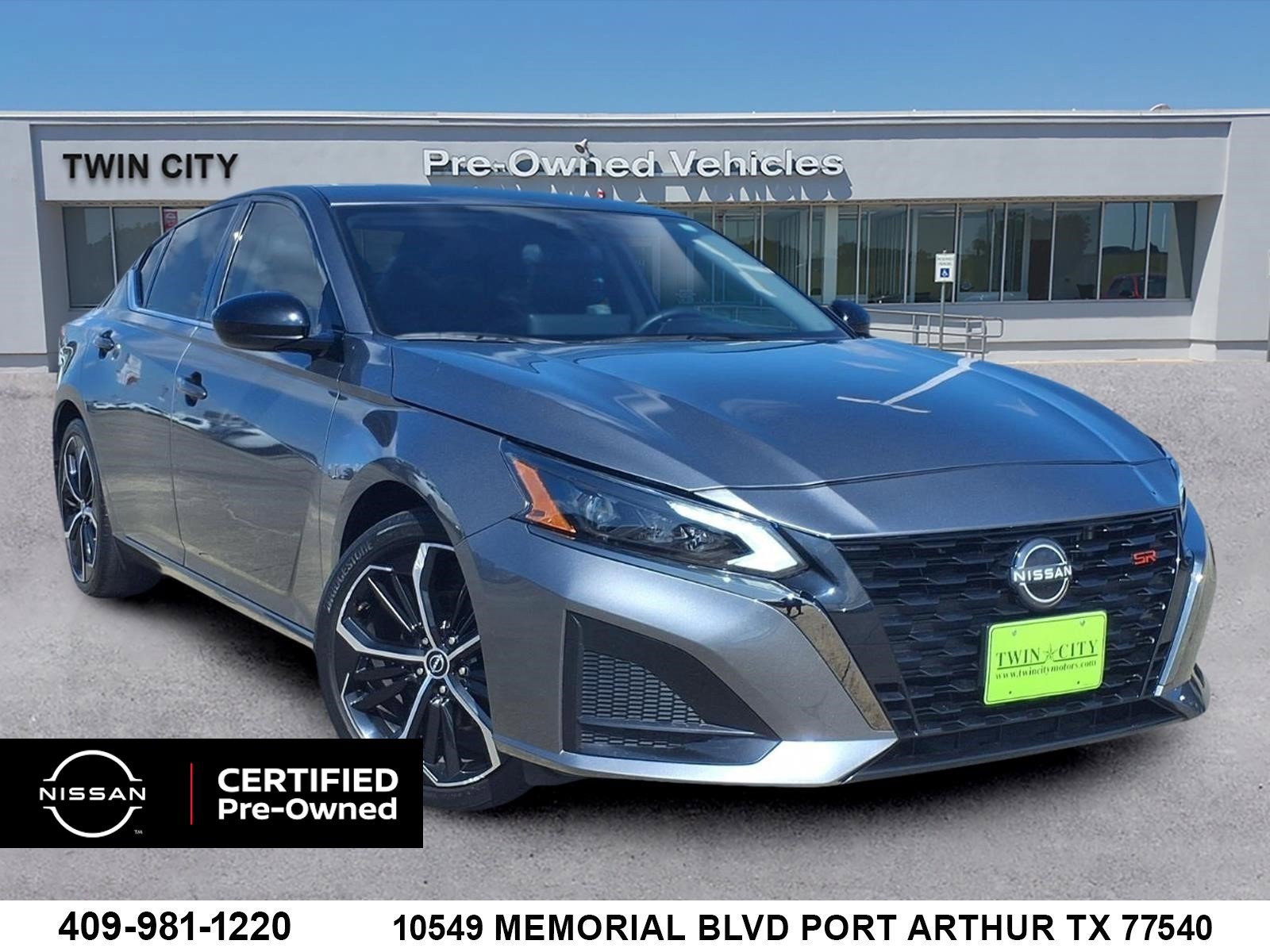 Used 2024 Nissan Altima 2.5 SR w/ SR Premium Package FWD image 1