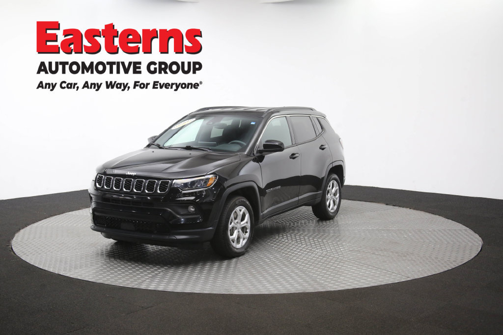 Used 2024 Jeep Compass Latitude AWD/4WD image 56