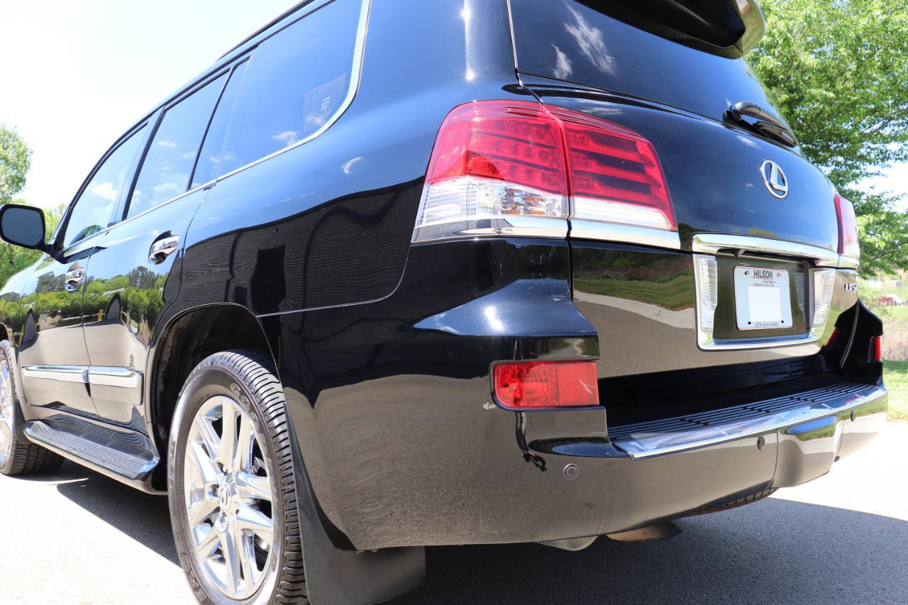 Used 2014 Lexus LX 570 4WD image 11