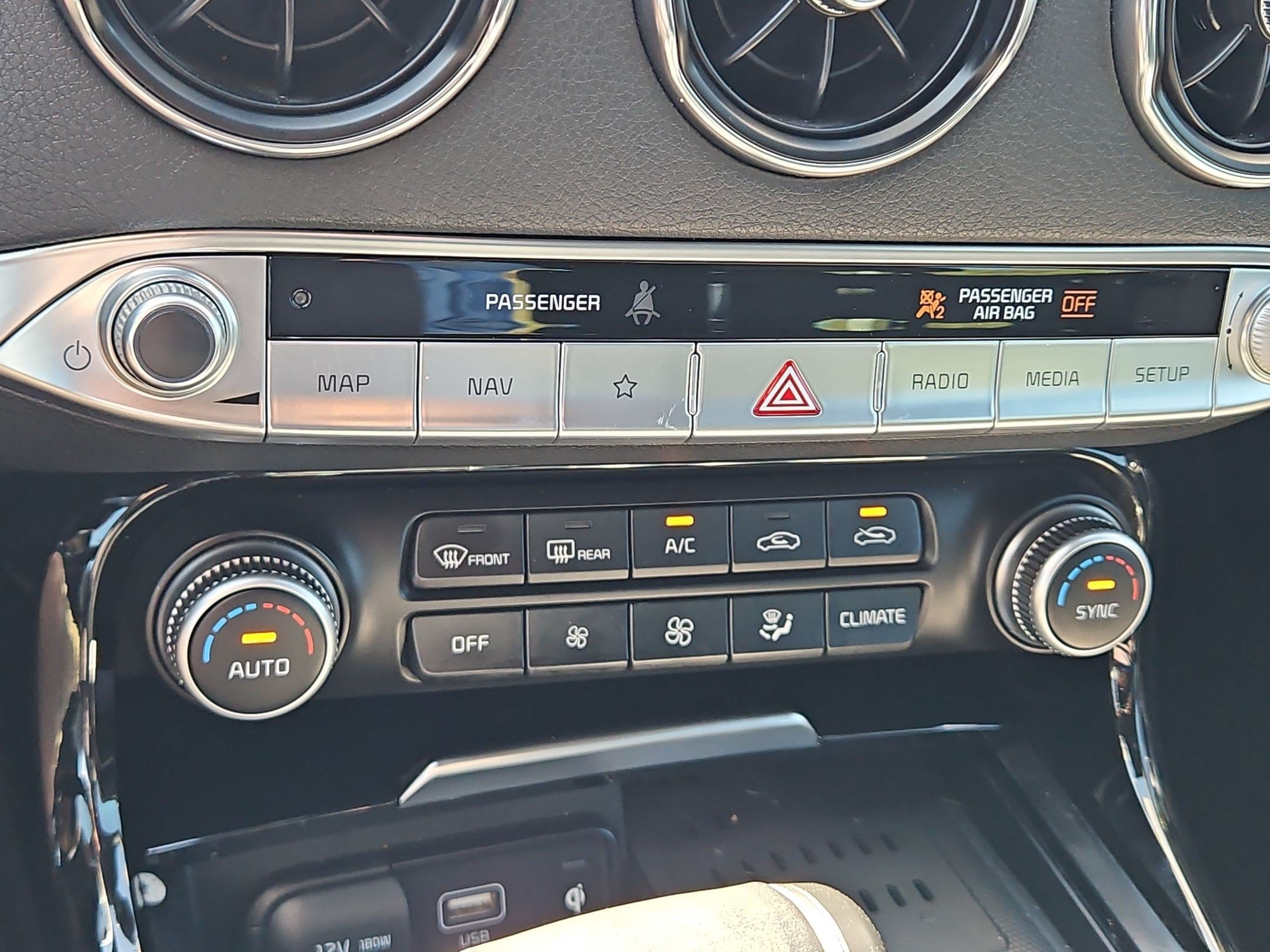 Used 2022 Kia Stinger GT-Line w/ Sun & Sound Package RWD image 22