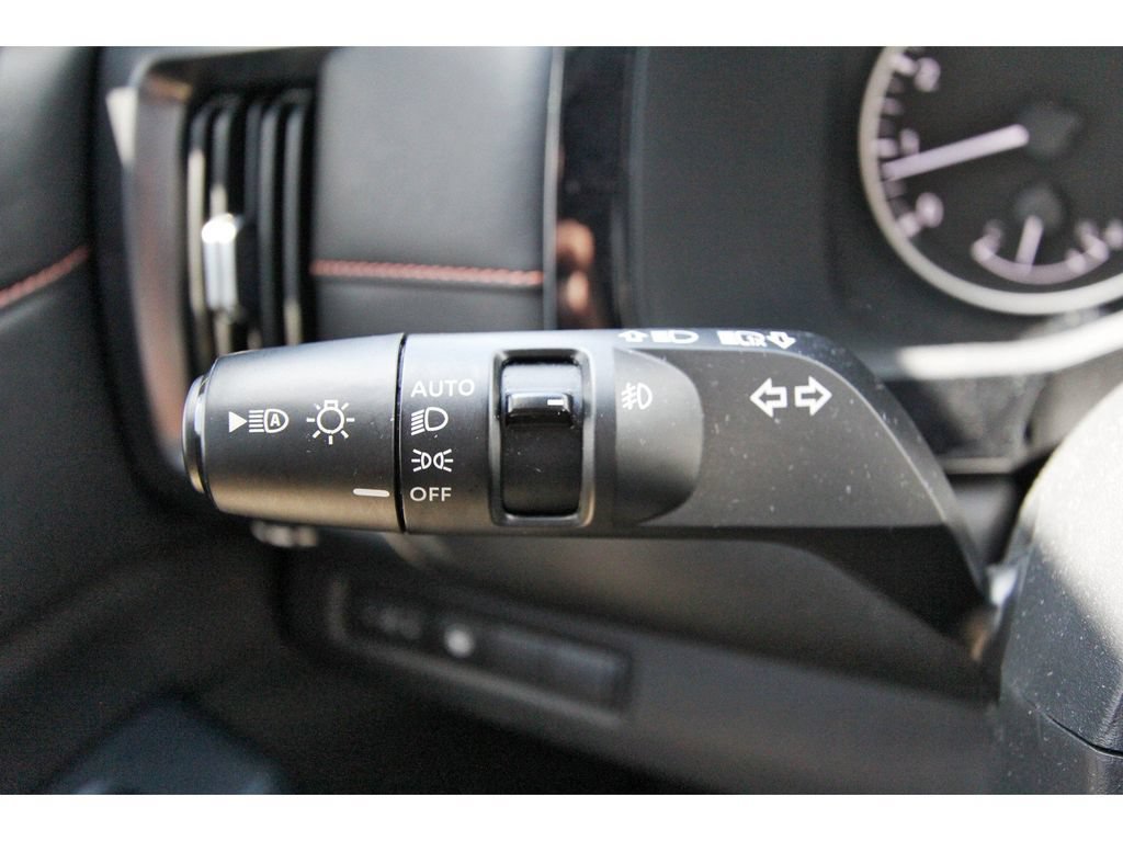 Used 2024 Nissan Pathfinder Rock Creek AWD/4WD image 11