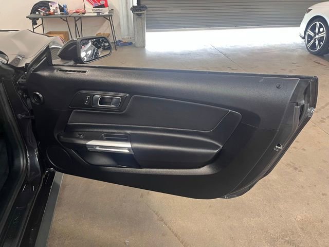 Used 2022 Ford Mustang Coupe image 12