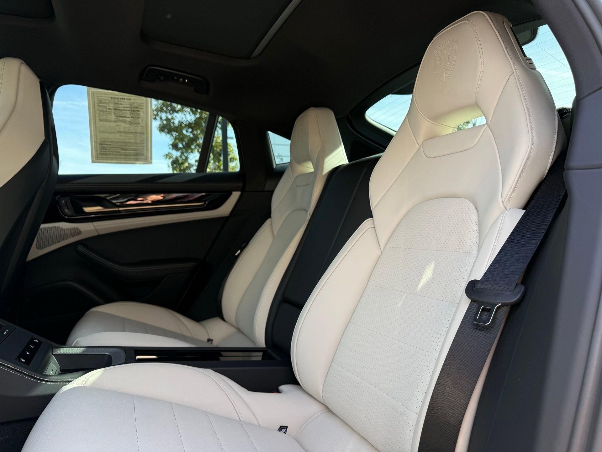 Certified 2026 Porsche Panamera image 27