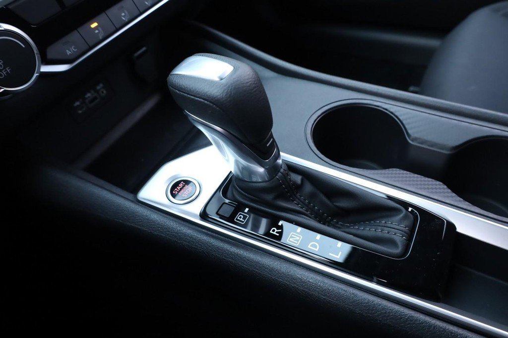 New 2025 Nissan Altima 2.5 SV image 15