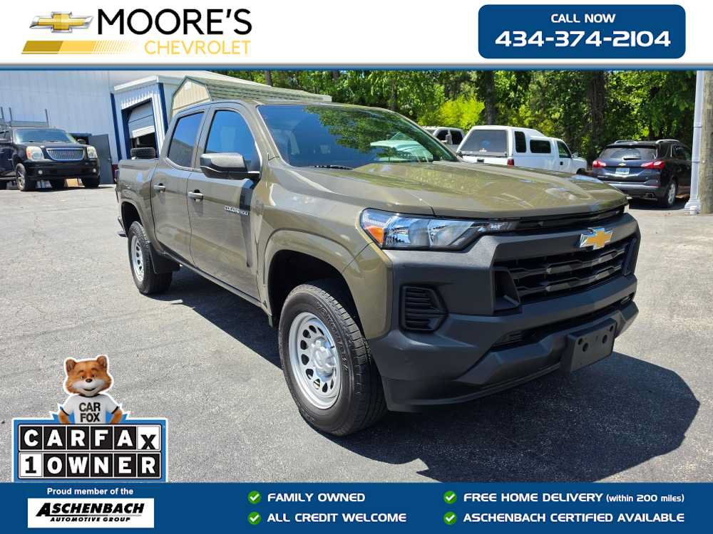 Used 2023 Chevrolet Colorado W/T RWD image 1